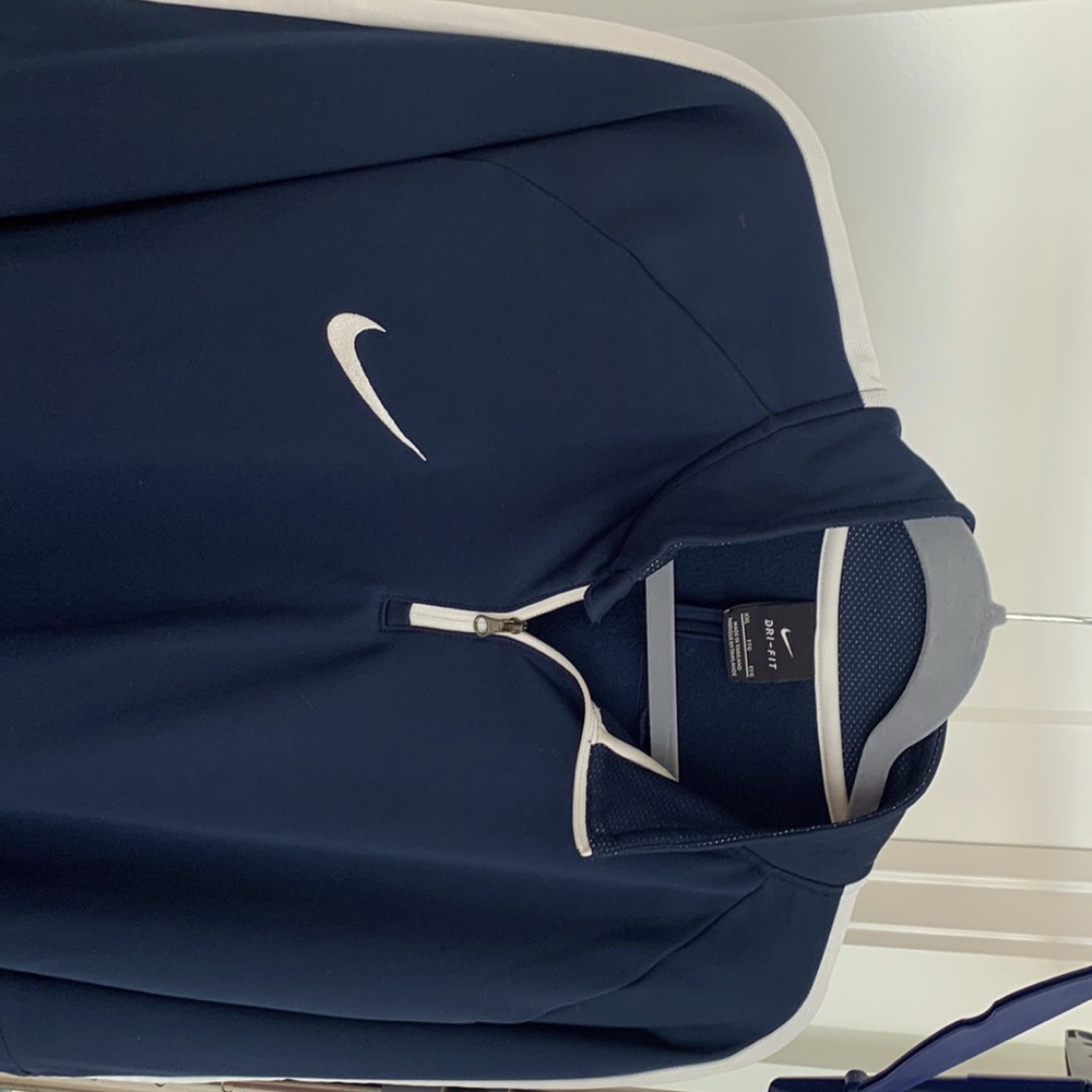 Nike Navy and White Men's Sweatshirt